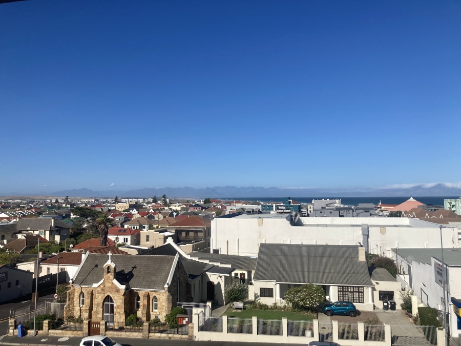 To Let 3 Bedroom Property for Rent in Muizenberg Western Cape